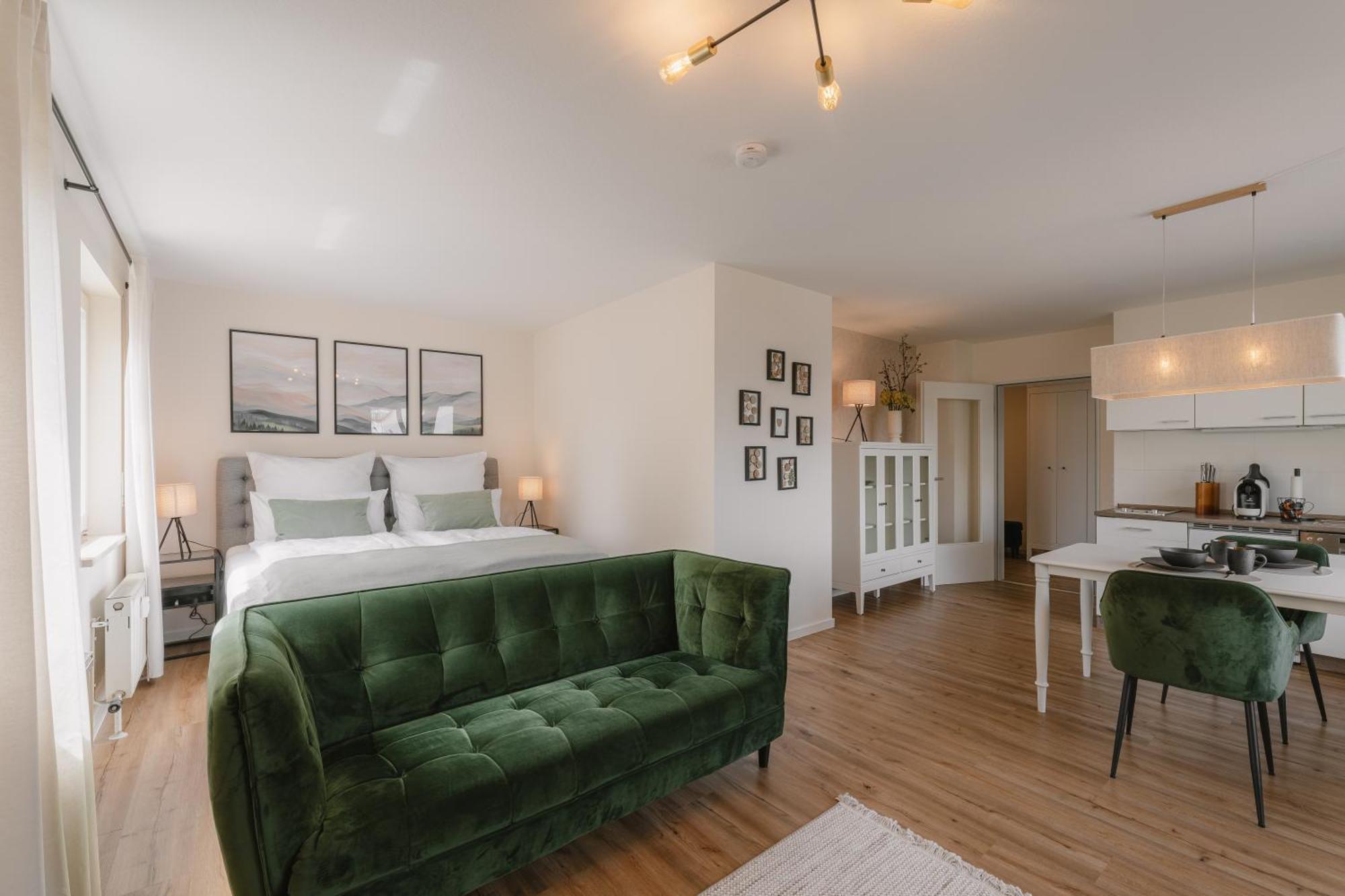 Exklusiv & Zentral: 1-Zi. Apartment Mit Balkon Stellplatz 拜罗伊特 外观 照片